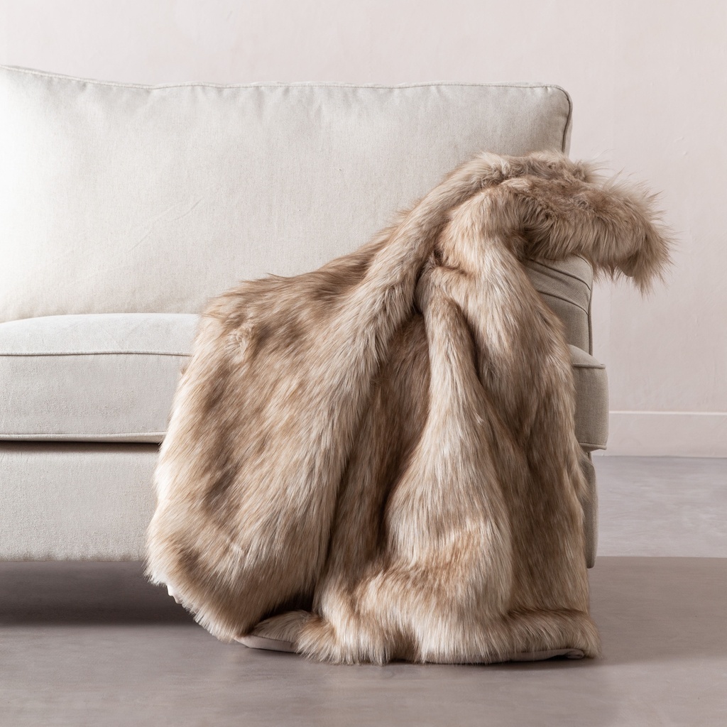 Victoria Throw Beige 130X150